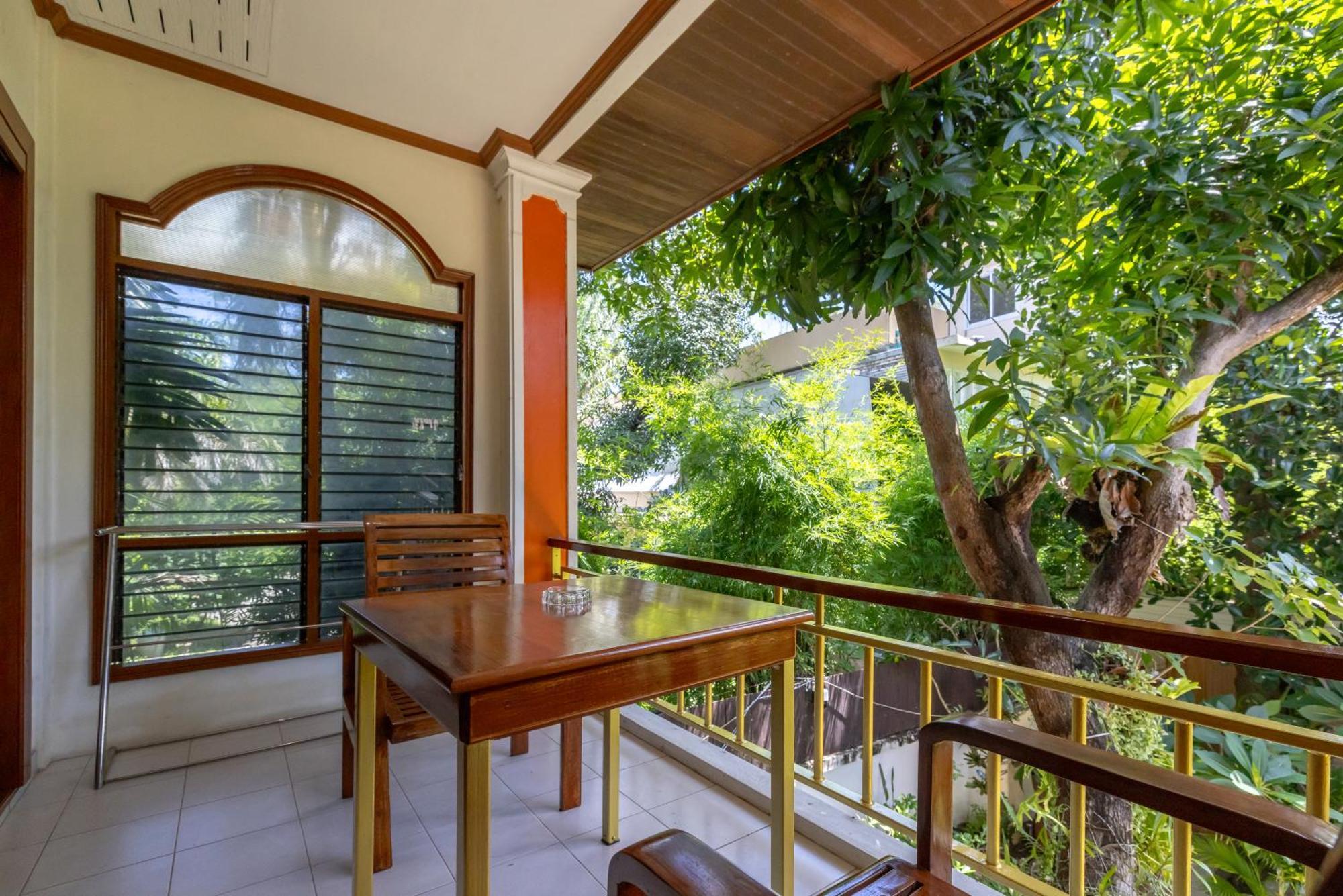 Phuket Meet Holiday Hotel 普吉岛相遇花园度假酒店 Rawai Exterior foto