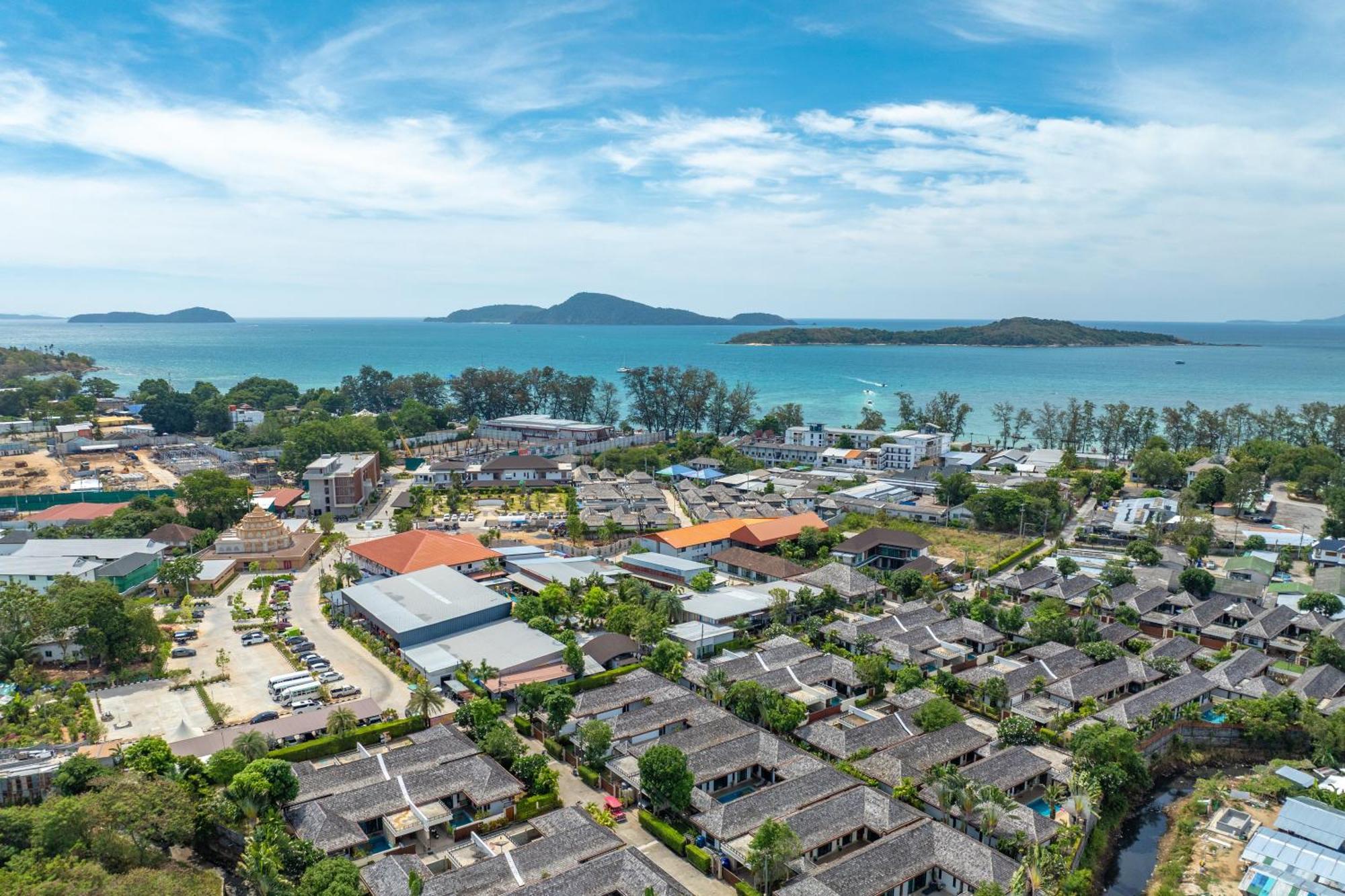 Phuket Meet Holiday Hotel 普吉岛相遇花园度假酒店 Rawai Exterior foto